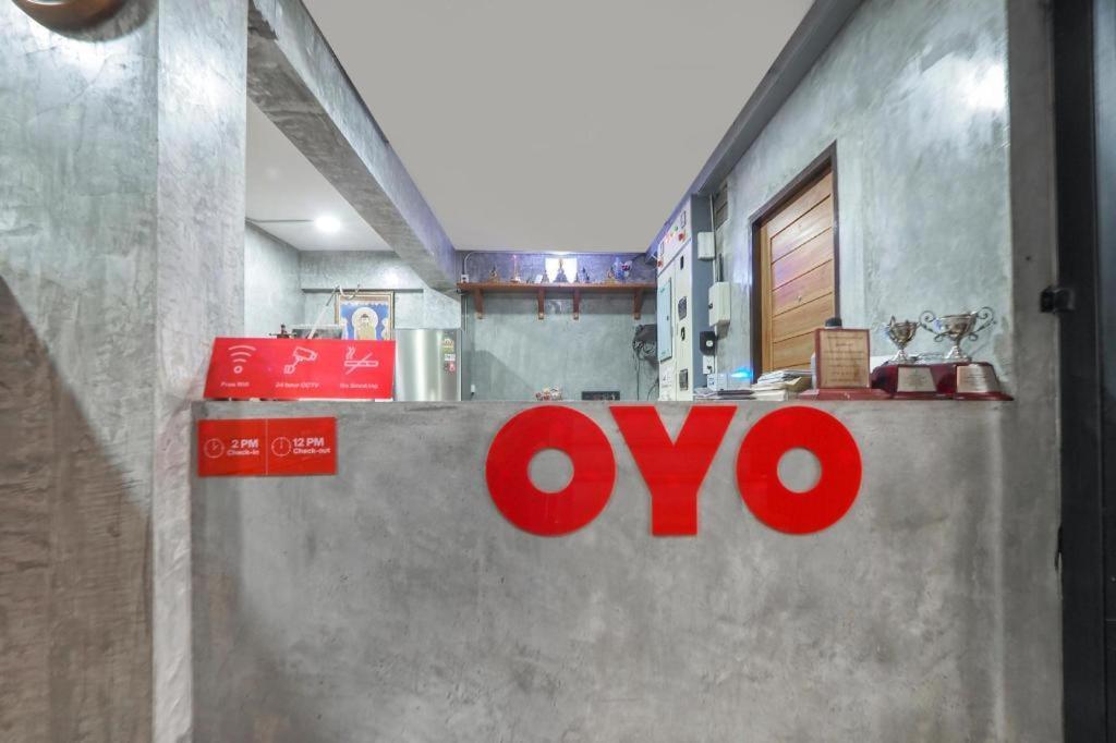 Oyo 935 The Palm Apartment Banguecoque Exterior foto